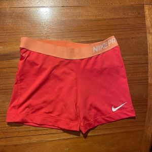 Nike Pro salmon/pink spandex
